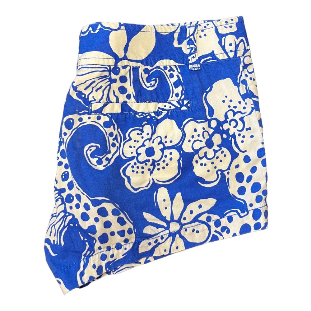 Lilly Pulitzer Walsh Shorts - Picture 2 of 3
